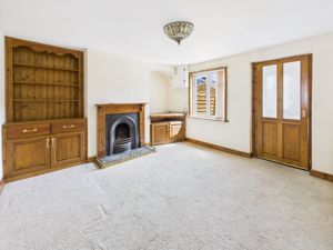 Living Room- click for photo gallery